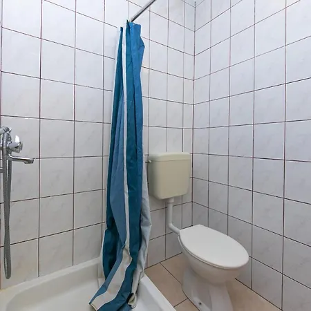 Studio Gradac 5198a Apartment